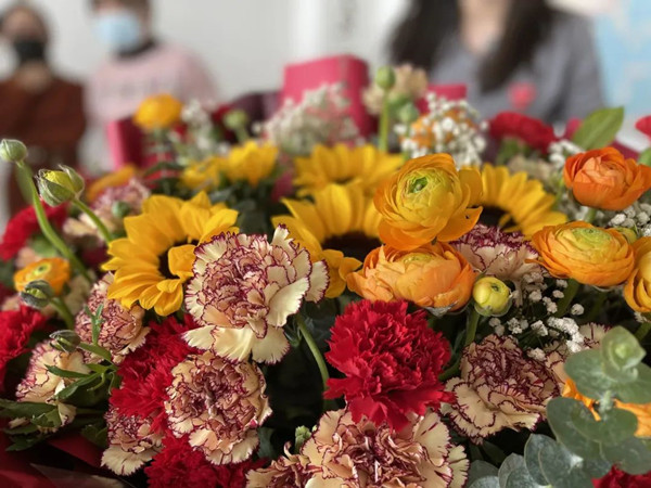 美人如斯，灼灼其華丨致敬泰斯特的巾幗英雄們！